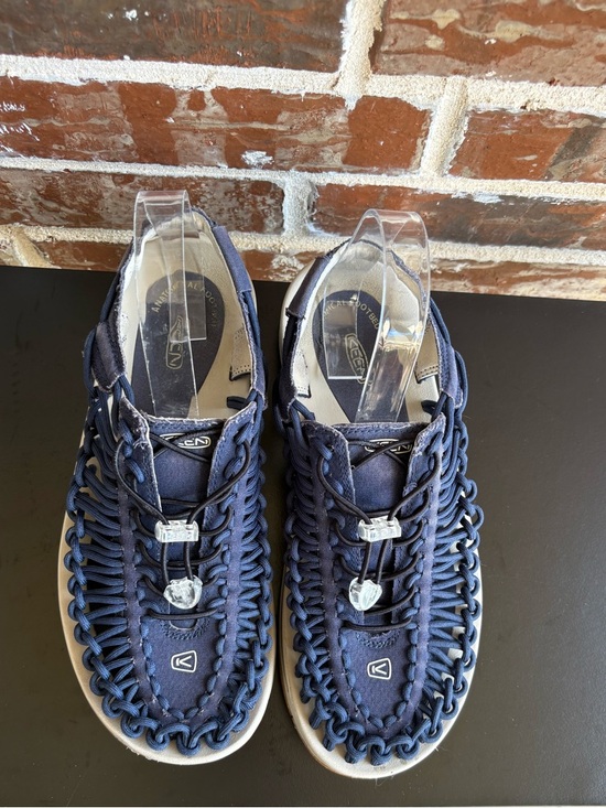 KEEN Uneek Sandals Navy Bungee Hiking Sport Waterproof Water Shoes Size 9 main image 6